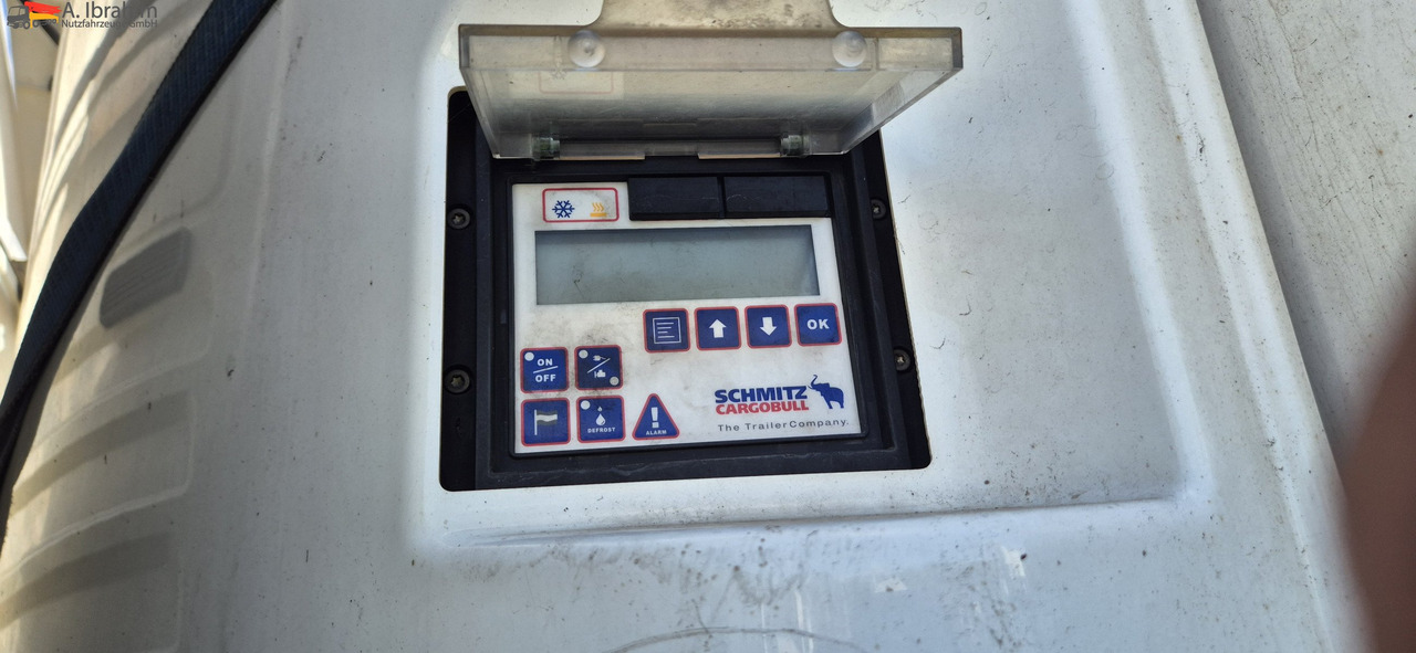 Schmitz SKO 24 Stirnwandschaden, voll fahrbereit Schmitz Kühlaggregat - Refrigerator semi-trailer: picture 3 Schmitz SKO 24 Stirnwandschaden, voll fahrbereit Schmitz Kühlaggregat - Refrigerator semi-trailer: picture 3