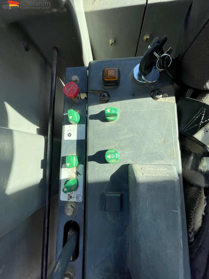 Takeuchi TB 1140 14 Ton | Schnellwechsler | Schwenkfunktion | 5x Löffel | Klima | Radio - Crawler excavator: picture 3 Takeuchi TB 1140 14 Ton | Schnellwechsler | Schwenkfunktion | 5x Löffel | Klima | Radio - Crawler excavator: picture 3