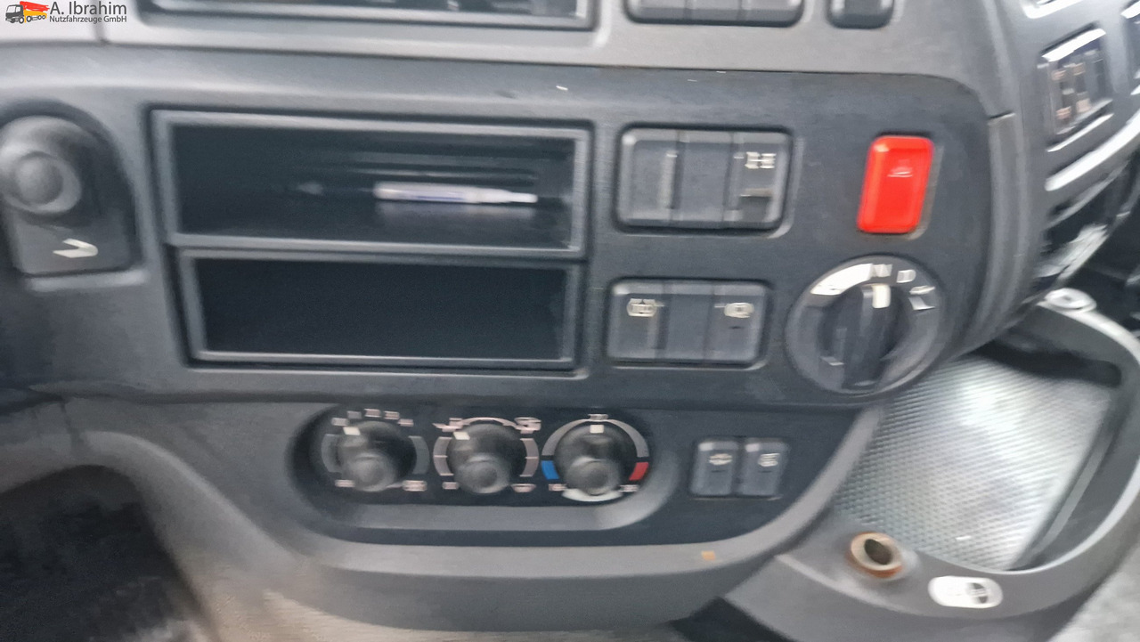 Daf XF440FT Spacecab, PTU für Kompressor - Tractor unit: picture 3 Daf XF440FT Spacecab, PTU für Kompressor - Tractor unit: picture 3