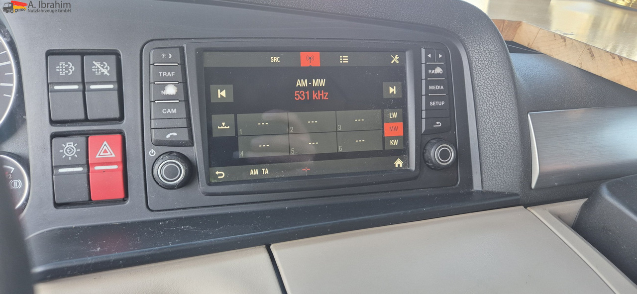 Tractor unit MAN 18.500 TGX, Retarder Klima einsatzbereit: picture 15