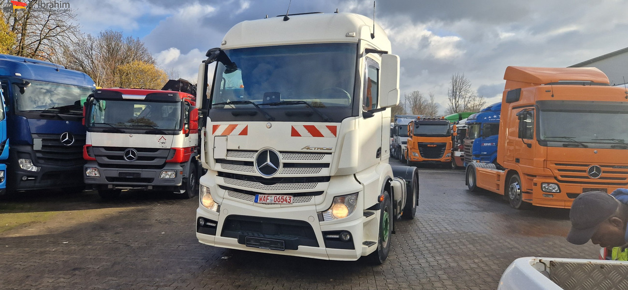 Tractor unit Mercedes-Benz 1843 DB 1843 mit PTU für Kompressor: picture 1