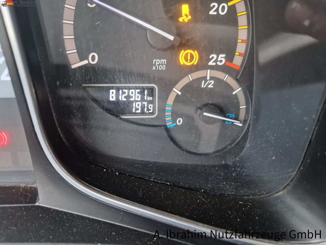 Mercedes-Benz 1845 Retarder Klima, Kühlschrank deutsches Fahrzeug - Tractor unit: picture 2 Mercedes-Benz 1845 Retarder Klima, Kühlschrank deutsches Fahrzeug - Tractor unit: picture 2