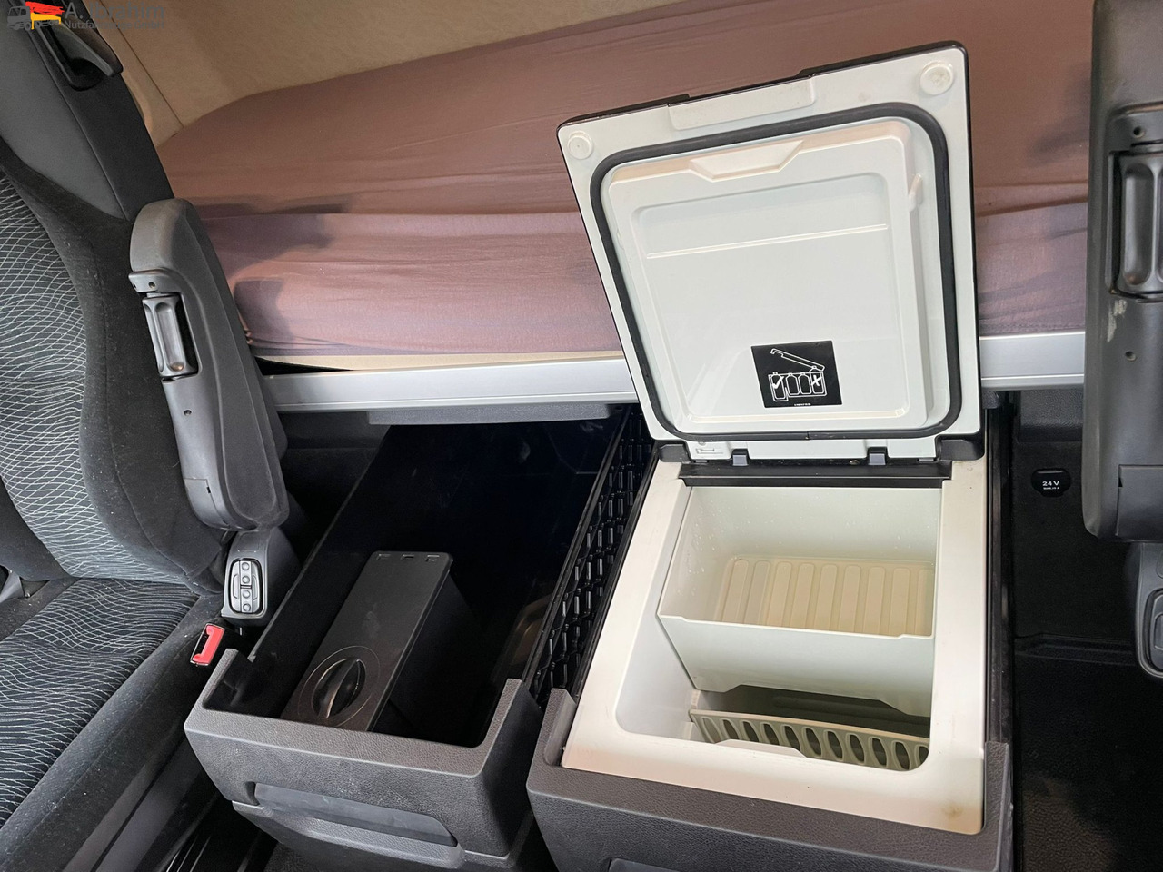 Mercedes-Benz ACTROS 2548 6x2 | Liftachse | 68t Zuggew.| Schwerlast-SZM - Tractor unit: picture 3 Mercedes-Benz ACTROS 2548 6x2 | Liftachse | 68t Zuggew.| Schwerlast-SZM - Tractor unit: picture 3