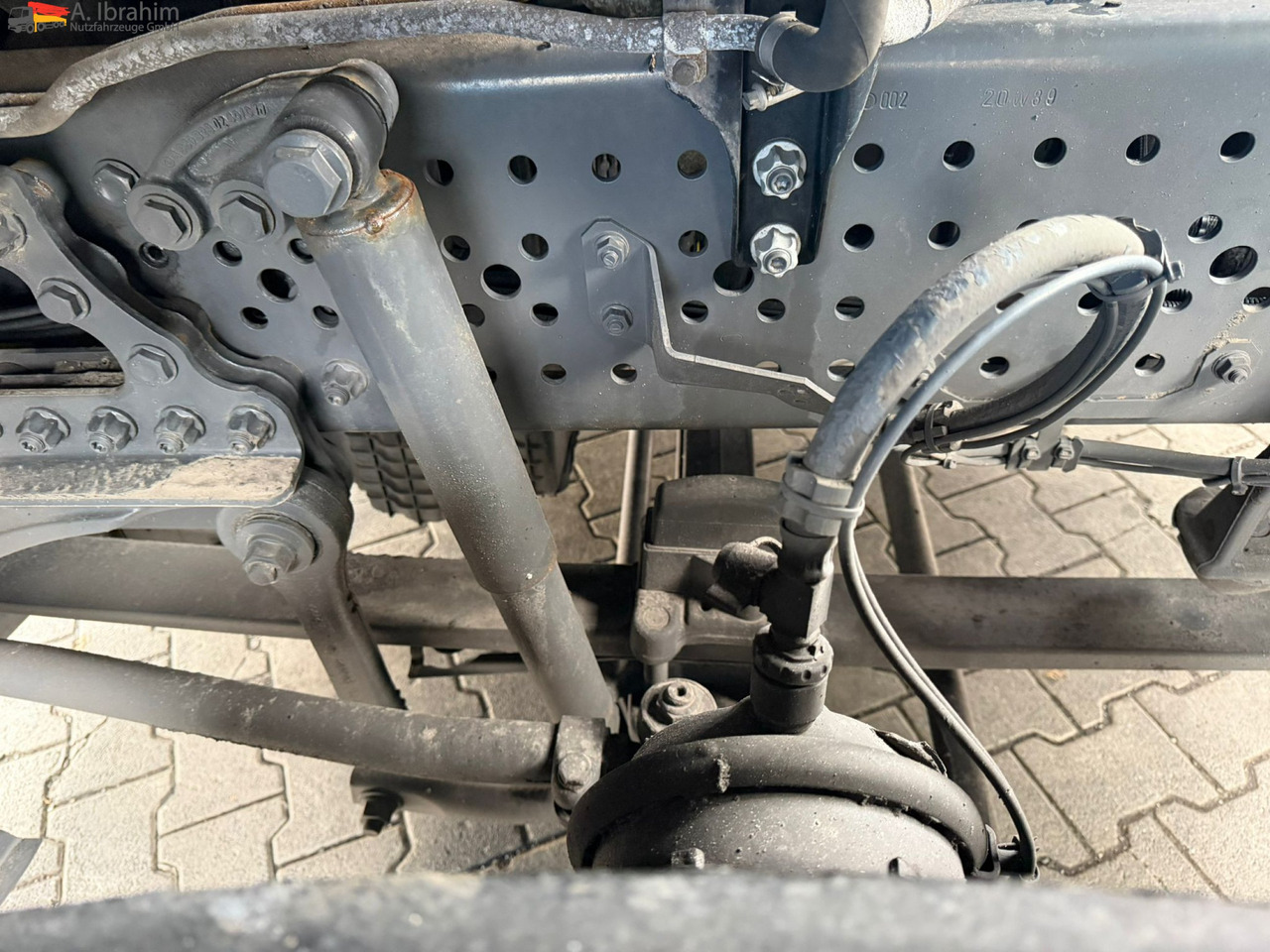 Tractor unit Mercedes-Benz Actros 1846LS Streamspace | Retarder | Blatt Luft | Original Kilometer: picture 7