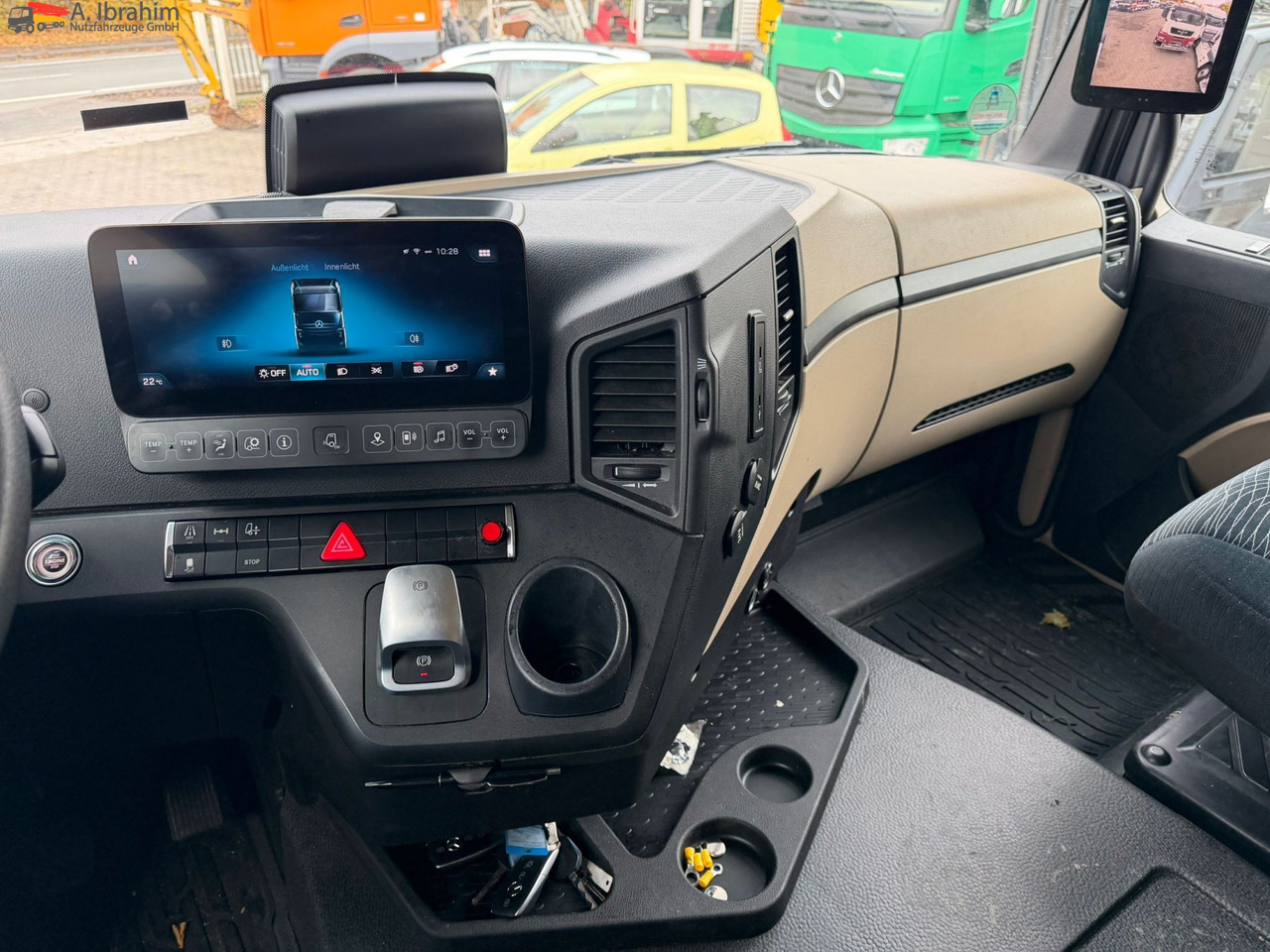 Tractor unit Mercedes-Benz Actros 1846LS Streamspace | Retarder | Blatt Luft | Original Kilometer: picture 15