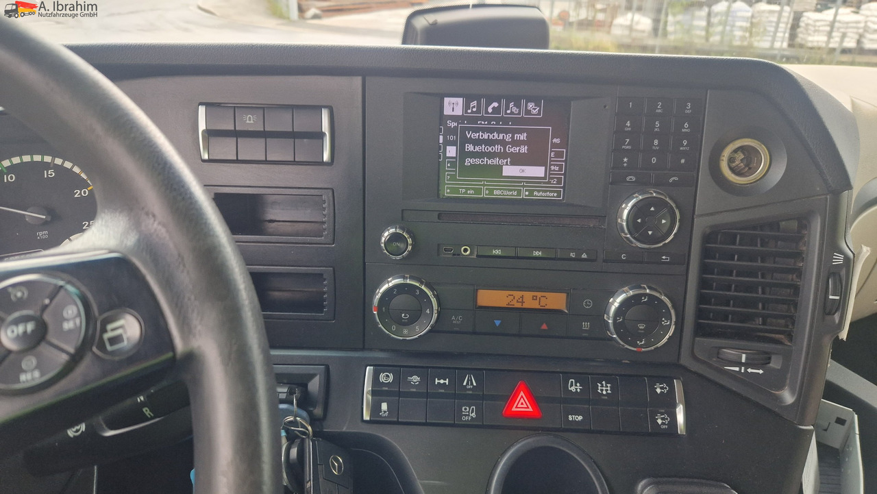 Tractor unit Mercedes-Benz DB 1843 Retarder Kipphydraulik Actros, sehr sauber, Alufelgen: picture 15