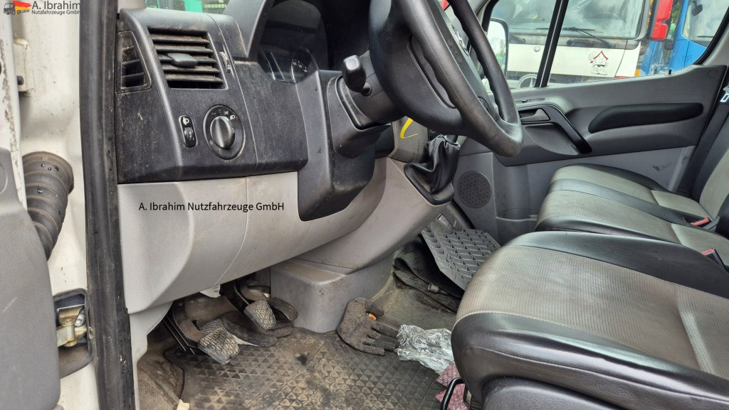 Curtain side van VW Crafter 2.0 L Diesel Pritsche 4.35 m: picture 13