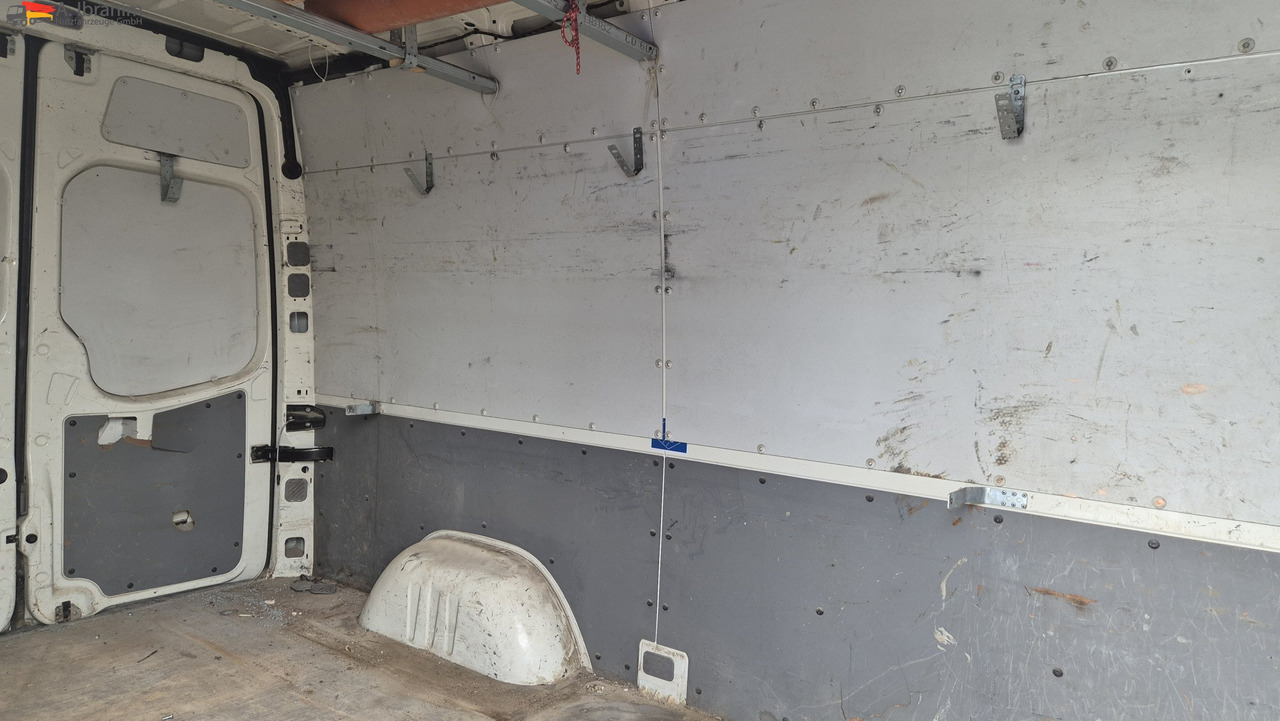 Panel van VW Crafter 2.5 Diesel Zustand gut: picture 15