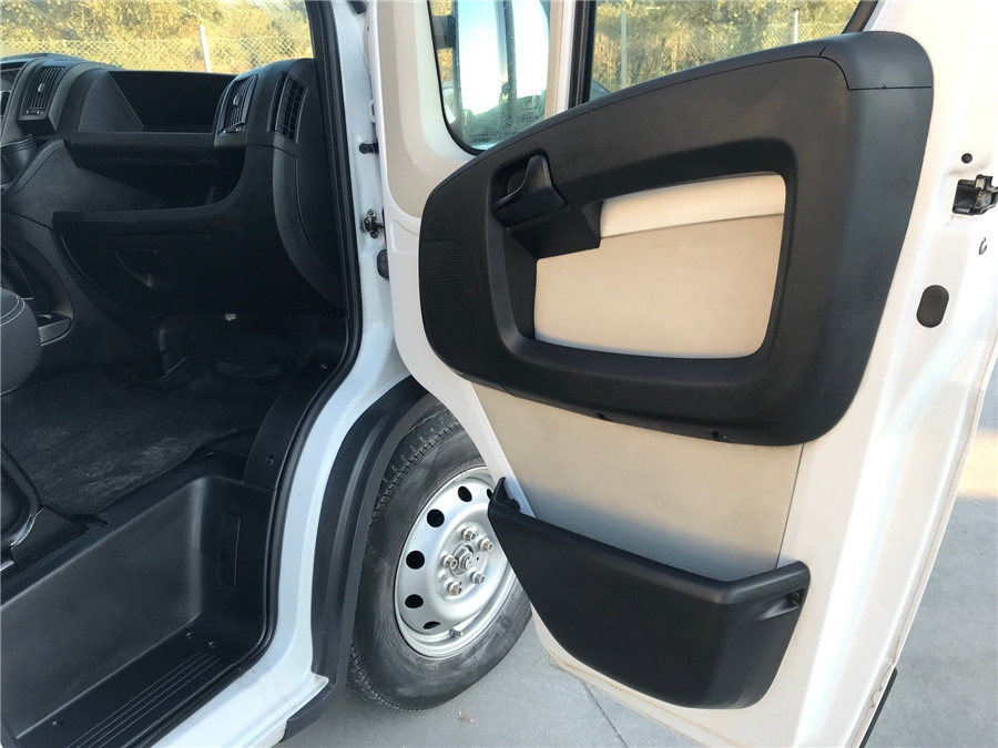 FIAT DUCATO - Open body delivery van: picture 5 FIAT DUCATO - Open body delivery van: picture 5