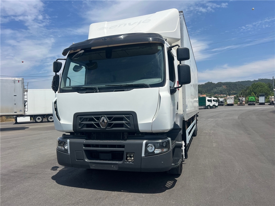 Renault D 19 - Isothermal truck: picture 2 Renault D 19 - Isothermal truck: picture 2