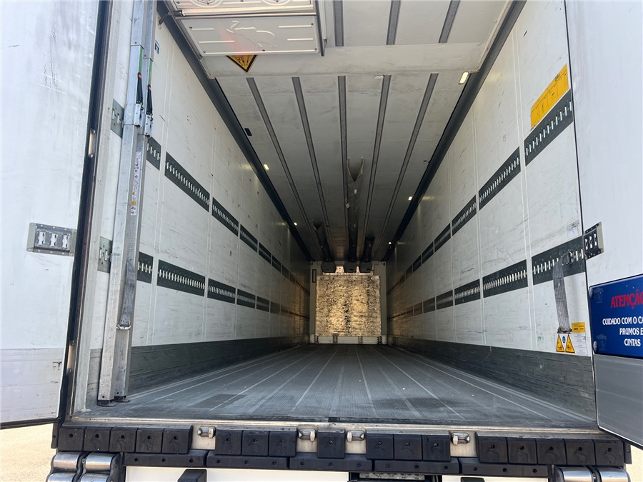 Refrigerator semi-trailer SCHMITZ CARGOBULL SCB-S3B: picture 6