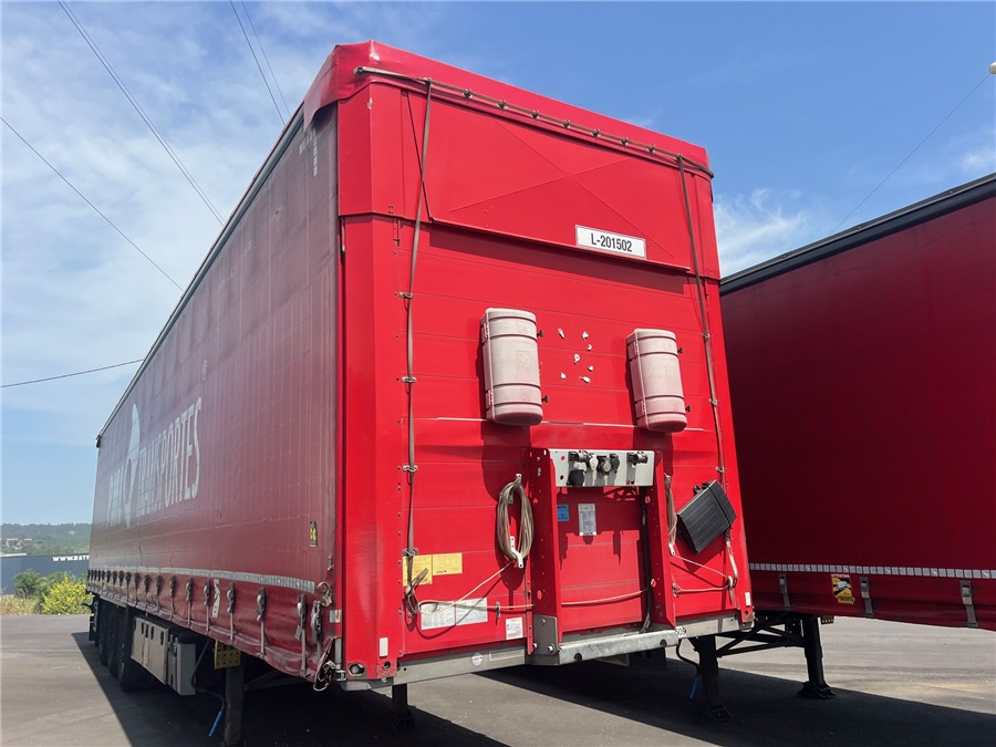 SCHMITZ CARGOBULL SCB-S3T TETO ELEVAR - Curtainsider semi-trailer: picture 1 SCHMITZ CARGOBULL SCB-S3T TETO ELEVAR - Curtainsider semi-trailer: picture 1