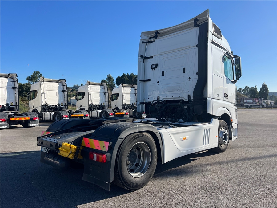 MERCEDES-BENZ 1845 / RETARDER - Tractor unit: picture 4 MERCEDES-BENZ 1845 / RETARDER - Tractor unit: picture 4