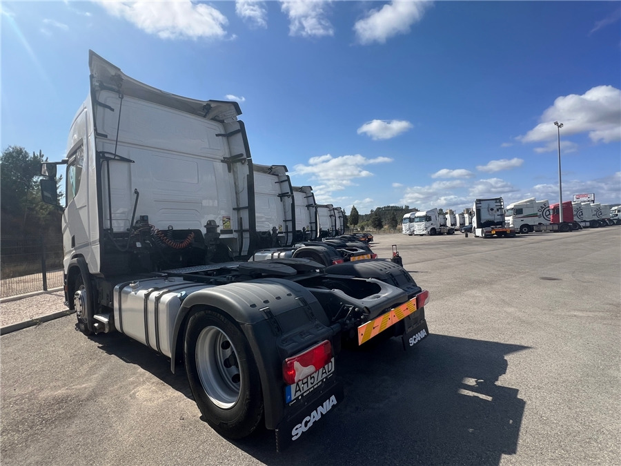 Scania R450 - Tractor unit: picture 5 Scania R450 - Tractor unit: picture 5