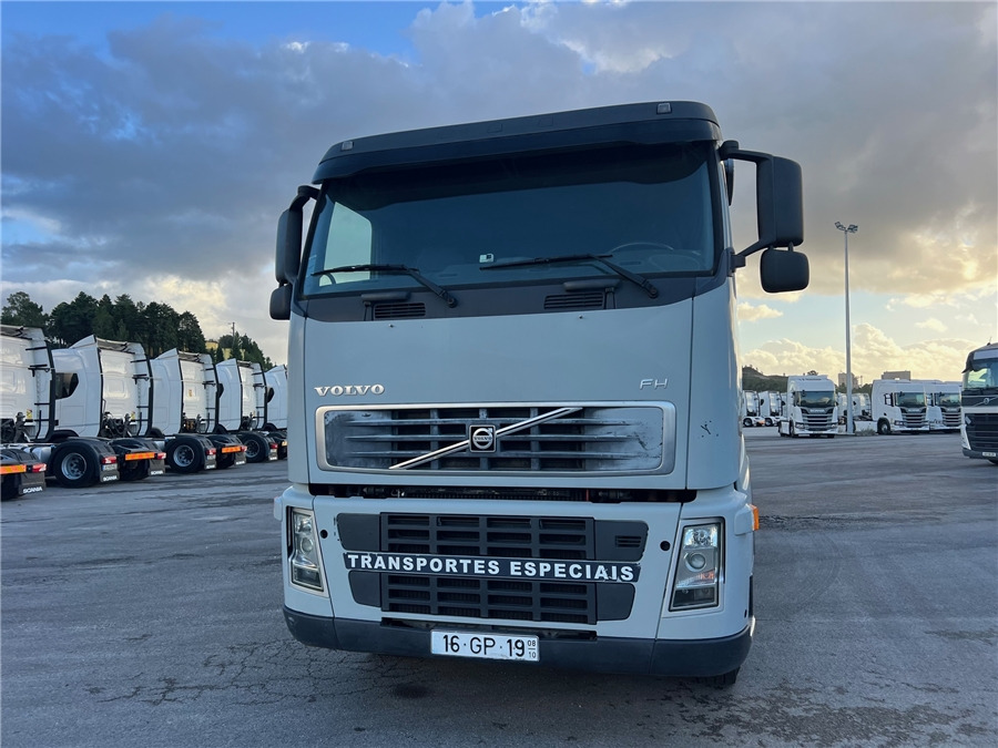 Volvo FH - Tractor unit: picture 2 Volvo FH - Tractor unit: picture 2