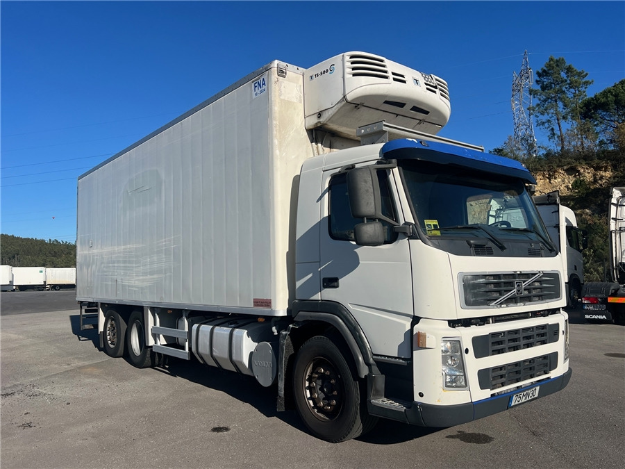 Volvo FM 9 - Refrigerator truck: picture 3 Volvo FM 9 - Refrigerator truck: picture 3