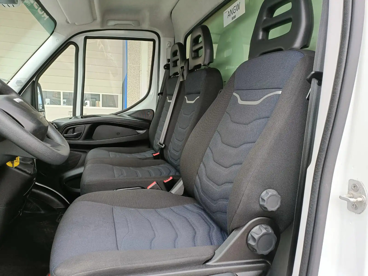 IVECO DAILY 35C16 - Commercial vehicle: picture 3 IVECO DAILY 35C16 - Commercial vehicle: picture 3