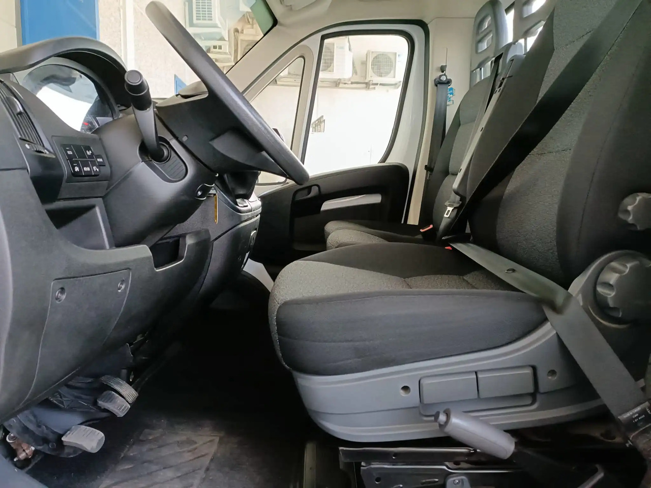 Open body delivery van FIAT DUCATO 35 L2H1: picture 9