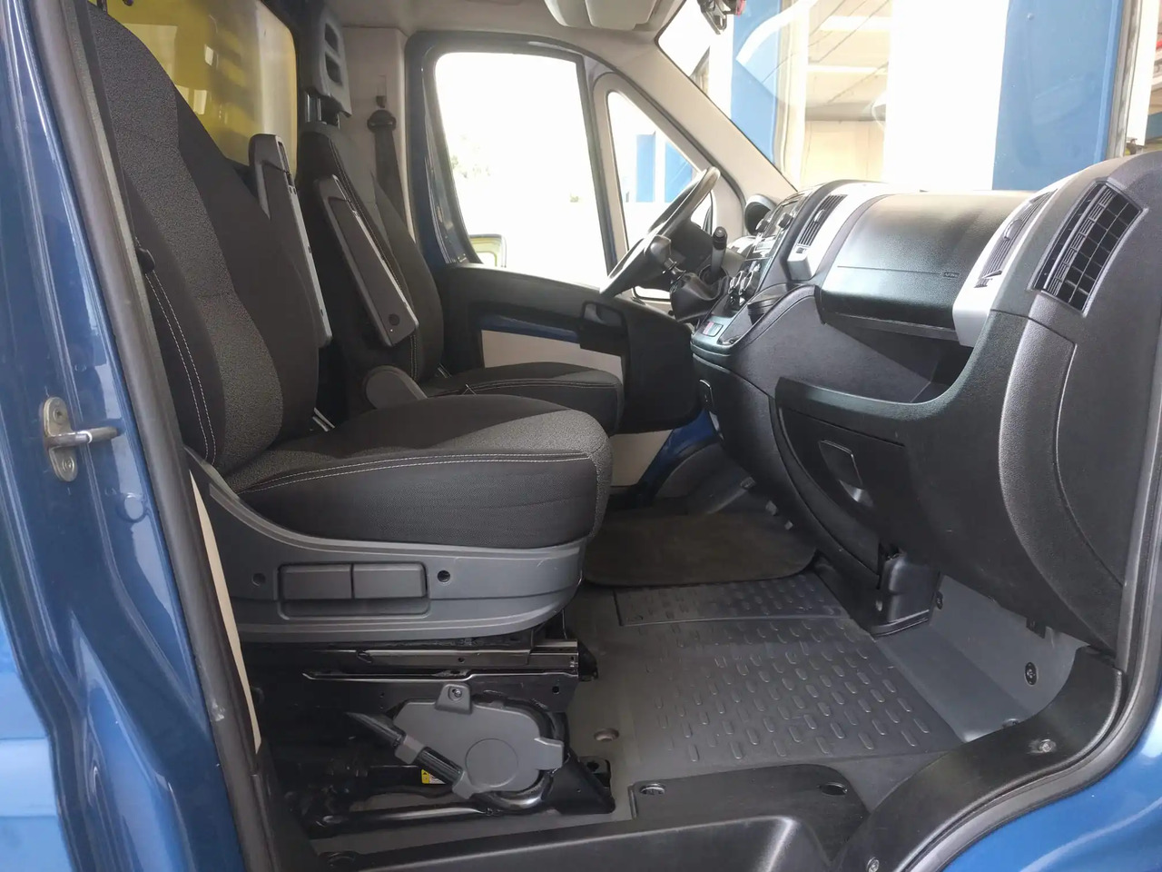 FIAT DUCATO MAXI 35 - Box van: picture 4 FIAT DUCATO MAXI 35 - Box van: picture 4