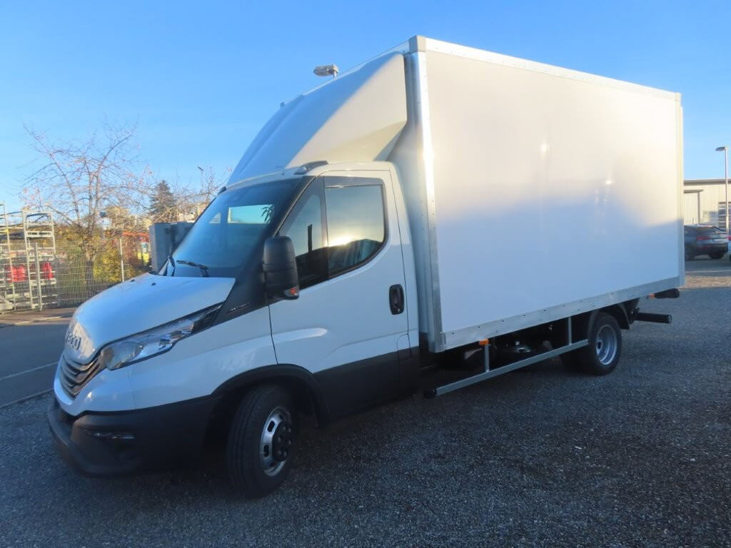IVECO DAILY 35C16 3000 cc KM 0 - Box van: picture 1 IVECO DAILY 35C16 3000 cc KM 0 - Box van: picture 1