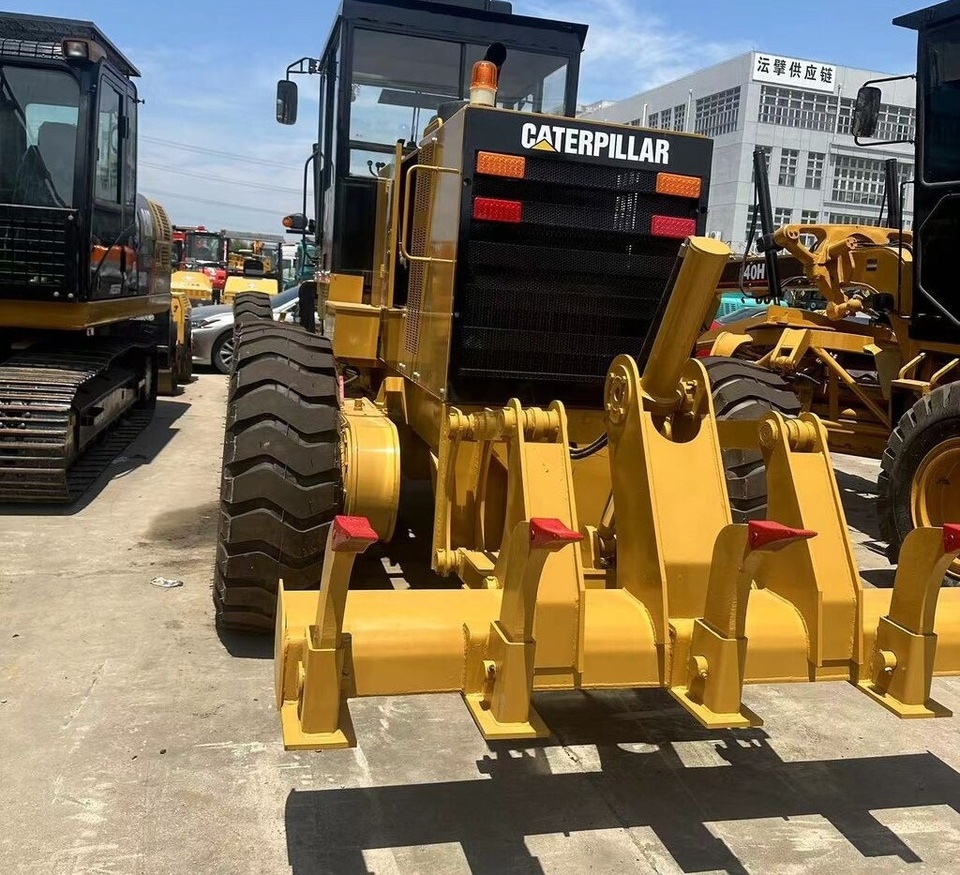 Caterpillar 140H - Grader: picture 2 Caterpillar 140H - Grader: picture 2