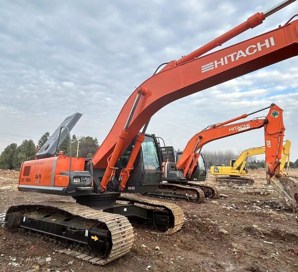 Hitachi ZX240 - Crawler excavator: picture 4 Hitachi ZX240 - Crawler excavator: picture 4