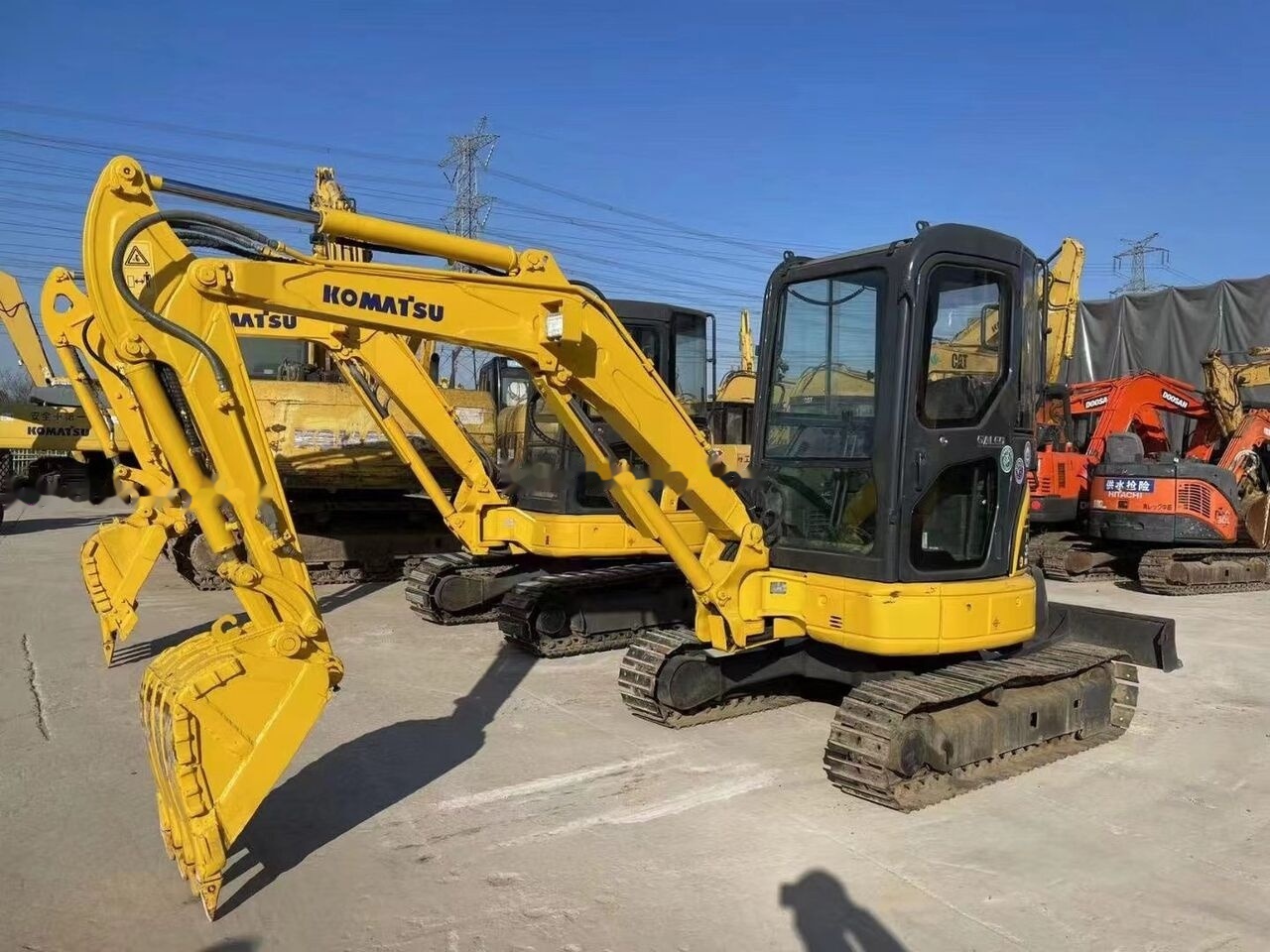 Komatsu PC35 - Mini excavator: picture 2 Komatsu PC35 - Mini excavator: picture 2