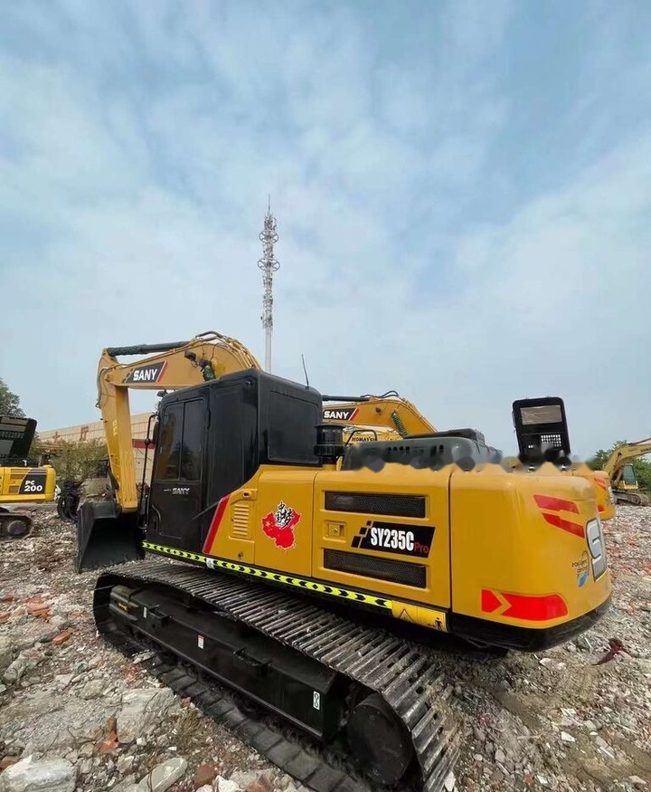 Sany SY235 - Crawler excavator: picture 3 Sany SY235 - Crawler excavator: picture 3