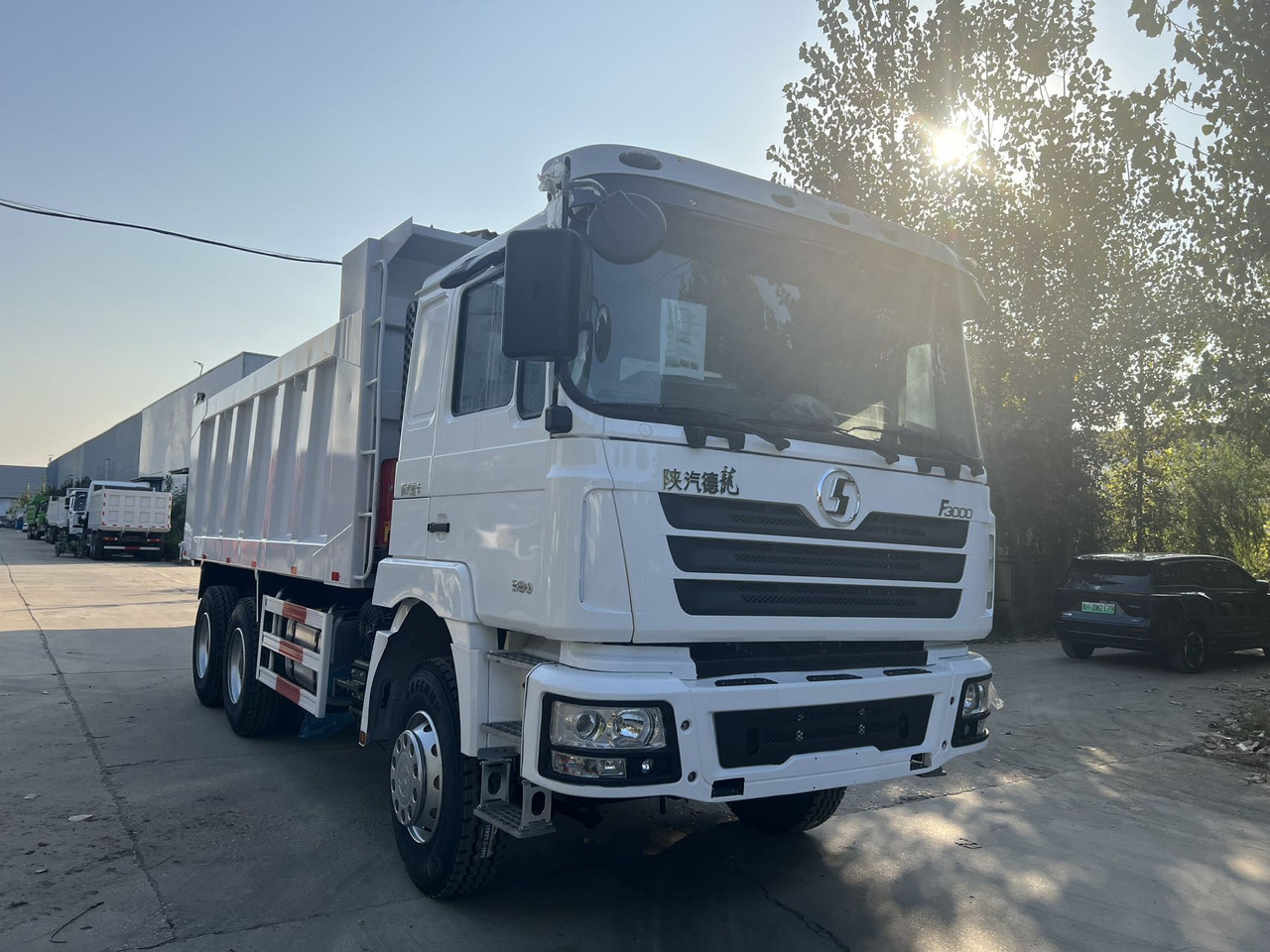 Shacman F3000 6X4 - Tipper: picture 2 Shacman F3000 6X4 - Tipper: picture 2