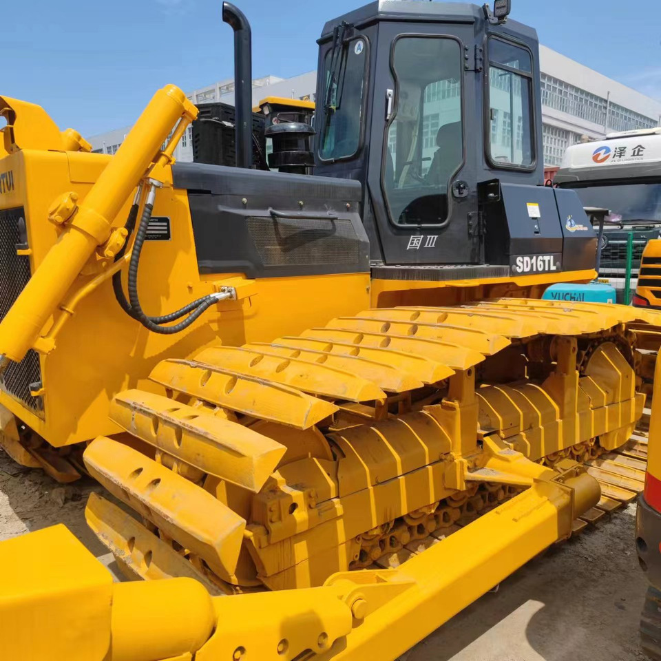 Shantui SD16TL - Bulldozer: picture 3 Shantui SD16TL - Bulldozer: picture 3