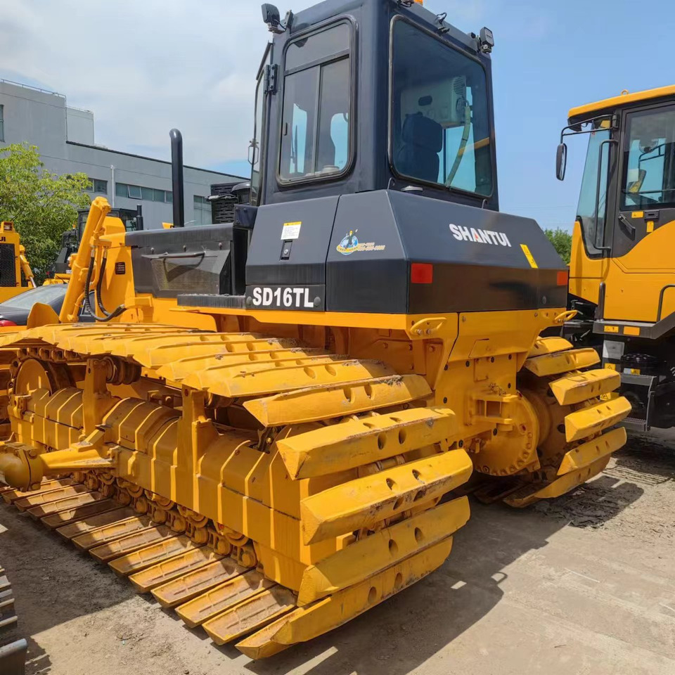 Shantui SD16TL - Bulldozer: picture 2 Shantui SD16TL - Bulldozer: picture 2