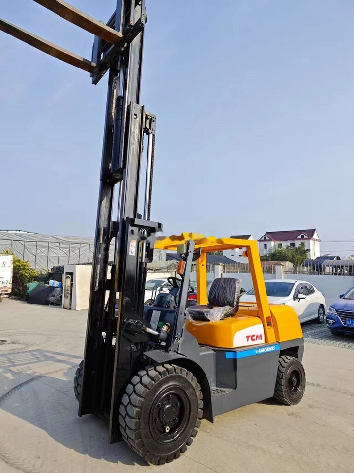 TCM FD50 - Diesel forklift: picture 3 TCM FD50 - Diesel forklift: picture 3