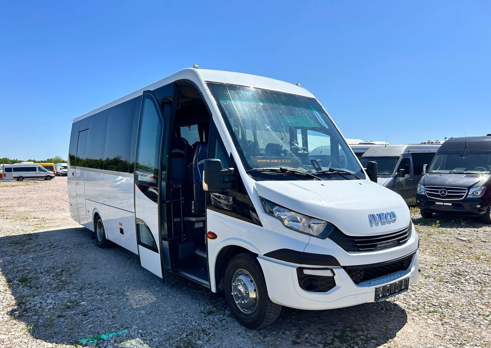 Iveco Daily - Minibus, Passenger van: picture 1 Iveco Daily - Minibus, Passenger van: picture 1
