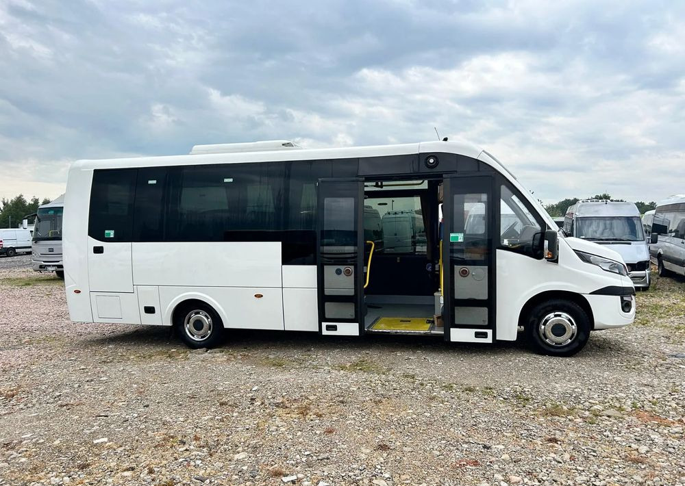Iveco Daily Rosero City - Minibus, Passenger van: picture 3 Iveco Daily Rosero City - Minibus, Passenger van: picture 3