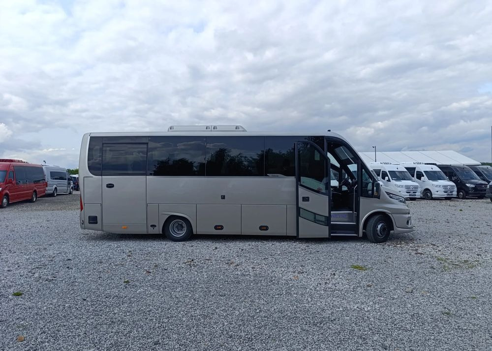 Iveco Mercus Daily 70C21 - Minibus, Passenger van: picture 3 Iveco Mercus Daily 70C21 - Minibus, Passenger van: picture 3