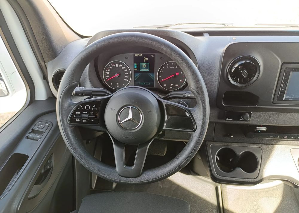 Minibus, Passenger van Mercedes-Benz Sprinter 519: picture 17