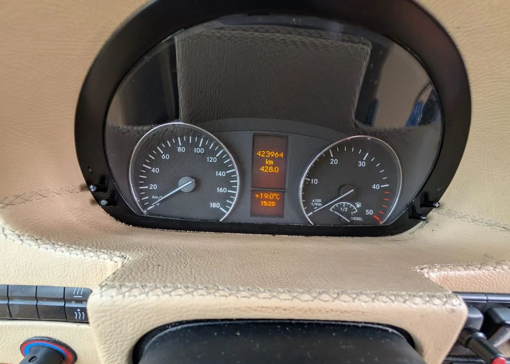 Minibus, Passenger van Mercedes-Benz Sprinter 519: picture 17