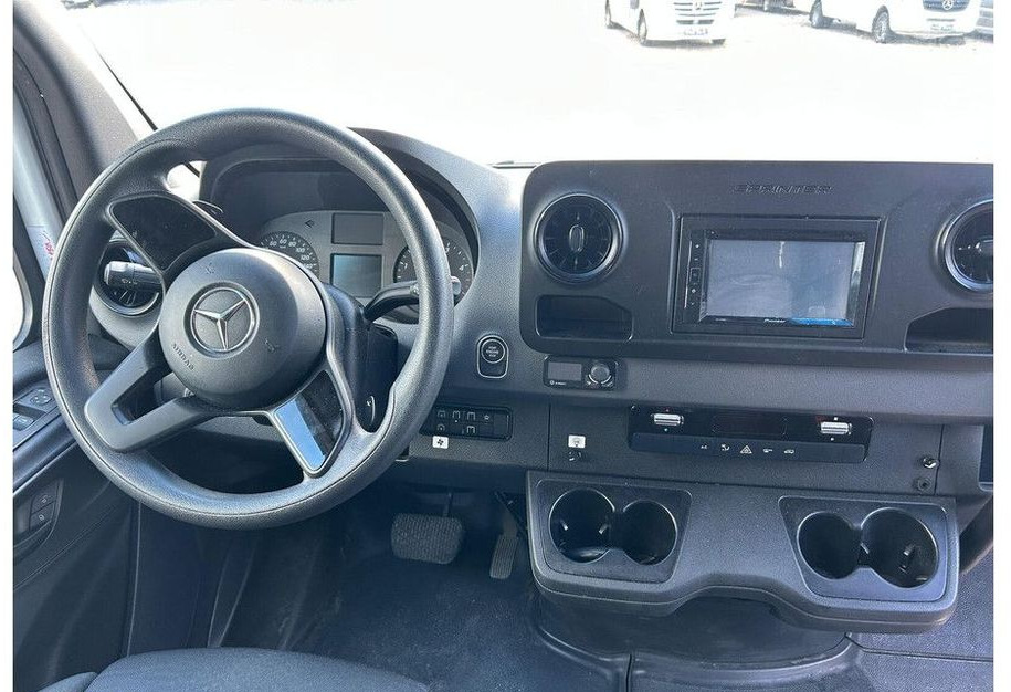 Minibus, Passenger van Mercedes-Benz Sprinter 519 V6: picture 16