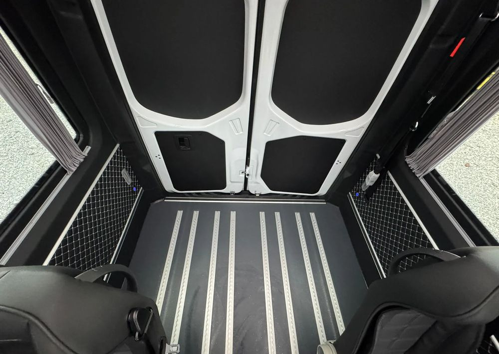 New Minibus, Electric bus Mercedes-Benz Sprinter: picture 12