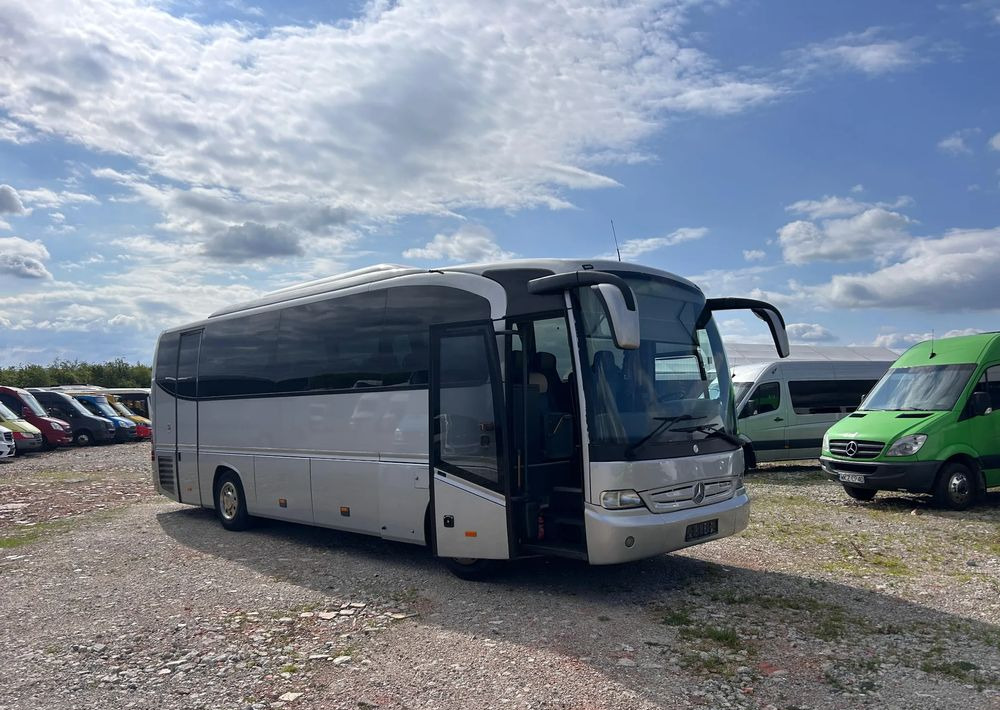 Coach Mercedes-Benz Tourino: picture 1