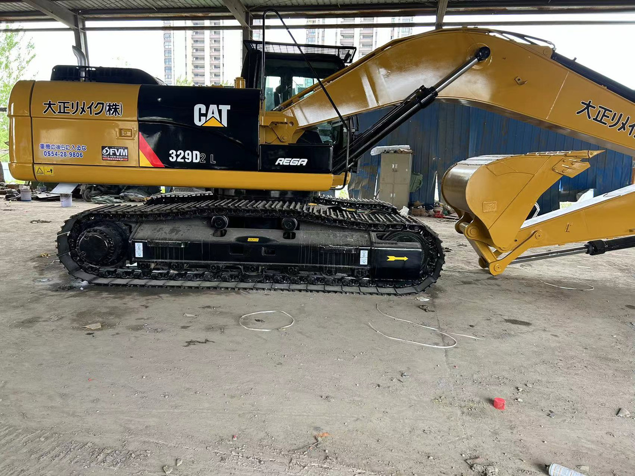 CAT 329D - Crawler excavator: picture 1 CAT 329D - Crawler excavator: picture 1