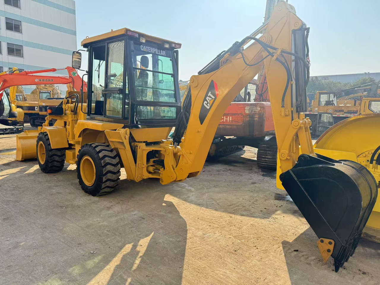 CAT 420F CHINA MADE - Backhoe loader: picture 4 CAT 420F CHINA MADE - Backhoe loader: picture 4
