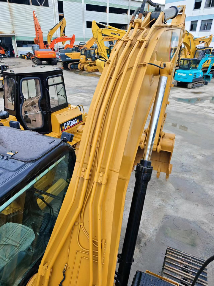 CATERPILLAR 320D - Crawler excavator: picture 4 CATERPILLAR 320D - Crawler excavator: picture 4