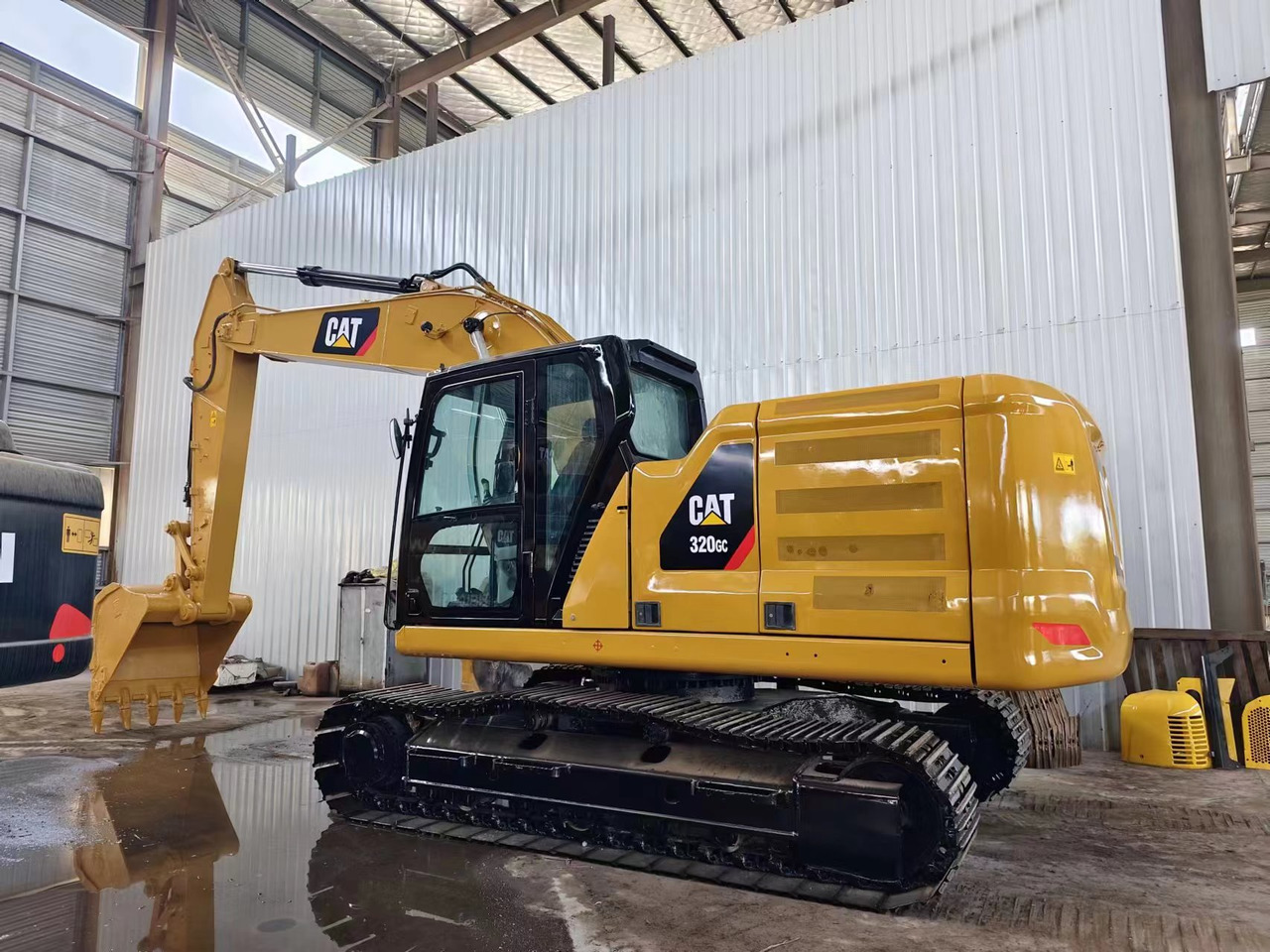 CATERPILLAR 320GC CAT 320 - Crawler excavator: picture 4 CATERPILLAR 320GC CAT 320 - Crawler excavator: picture 4