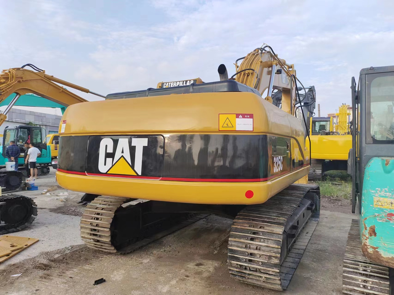CATERPILLAR 325C - Crawler excavator: picture 5 CATERPILLAR 325C - Crawler excavator: picture 5