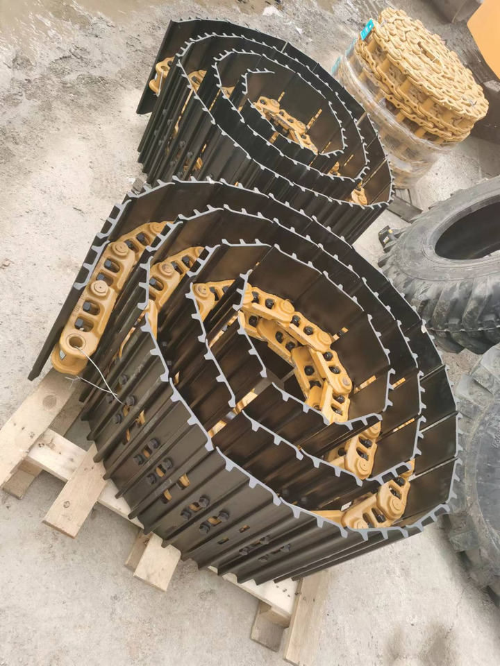 CATERPILLAR 600MM wxcavator track - Track for Crawler excavator: picture 1 CATERPILLAR 600MM wxcavator track - Track for Crawler excavator: picture 1