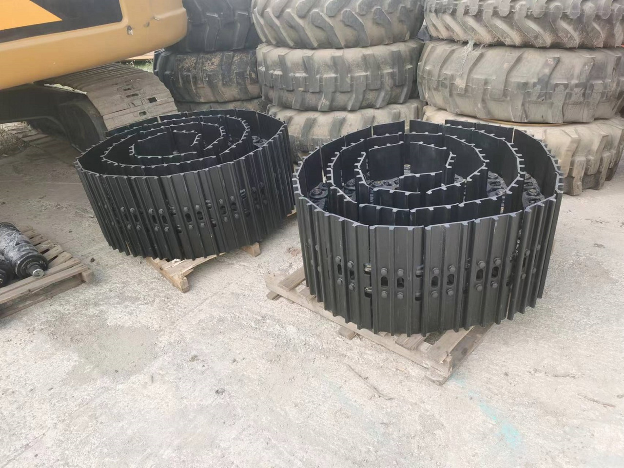 CATERPILLAR 600MM wxcavator track - Track for Crawler excavator: picture 3 CATERPILLAR 600MM wxcavator track - Track for Crawler excavator: picture 3