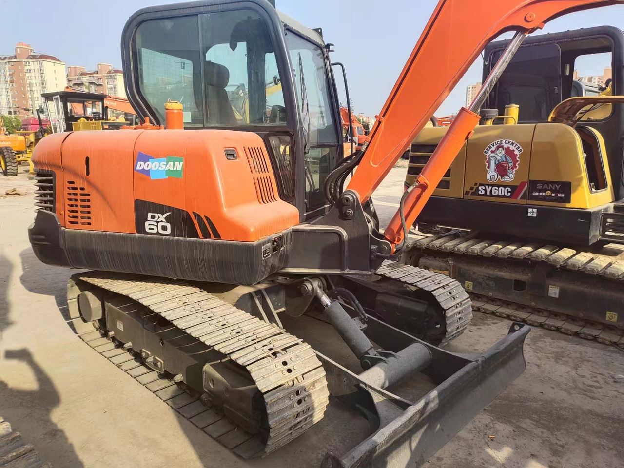 DOOSAN DX60 - Mini excavator: picture 1 DOOSAN DX60 - Mini excavator: picture 1