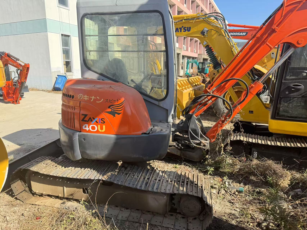 HITACHI ZX40U - Mini excavator: picture 3 HITACHI ZX40U - Mini excavator: picture 3