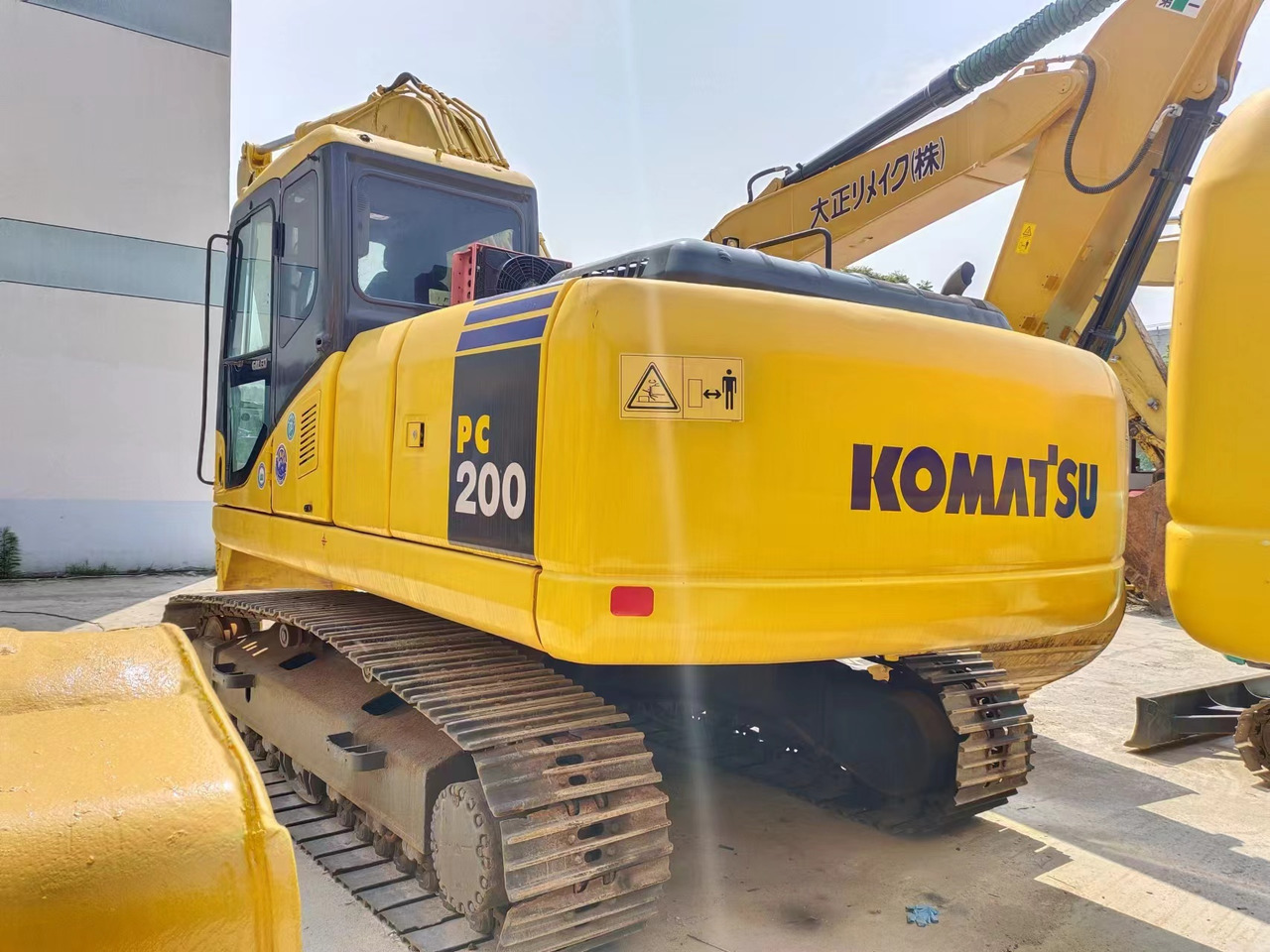 KOMATSU PC200-7 - Crawler excavator: picture 2 KOMATSU PC200-7 - Crawler excavator: picture 2